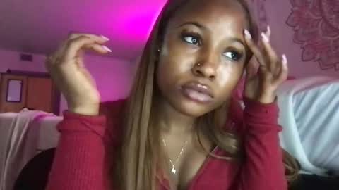 missmarimac online show from 01.18.26