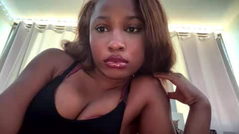 missmarimac online show from 03.09.26