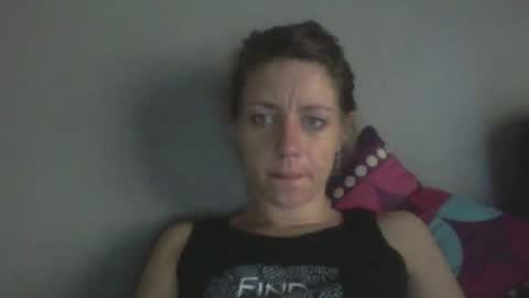 Snapshot of missmeandre chatting on 12.19.24 4bdn couple online show from 12.19.24