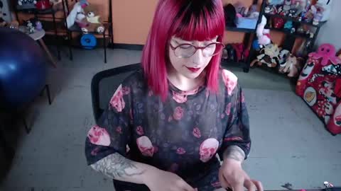 Miss Mia online show from 03.23.26