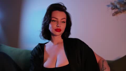   online show from 10.24.25