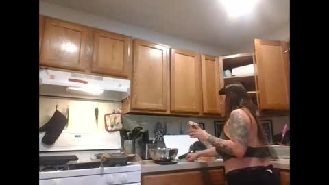 MissMona online show from 05.17.26