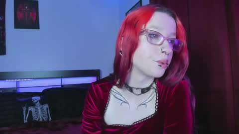 Mistress Nikki Vill online show from 11.26.25