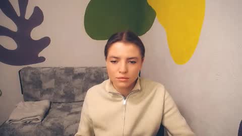 Olivia online show from 12.02.25