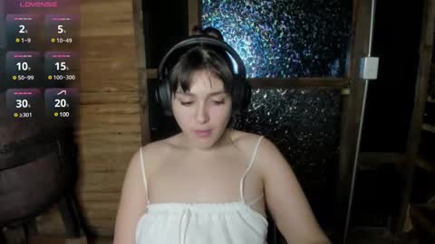 Snapshot of misspink152015 chatting on 03.05.25 sarah online show from 03.05.25