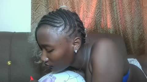 pretty gal online show from 11.21.25