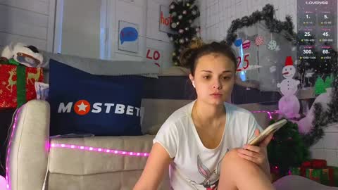 Snapshot of misss_viki chatting on 12.25.24 . online show from 12.25.24