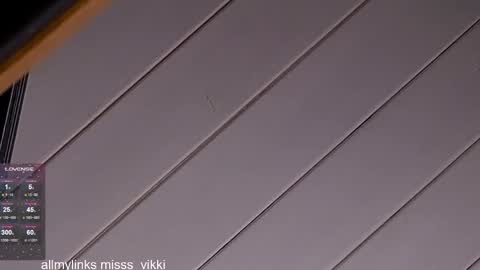 Snapshot of misss_viki chatting on 01.17.25 . online show from 01.17.25