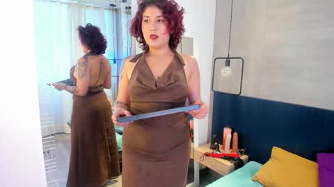 Snapshot of misssavage__ chatting on 02.13.26 victoria online show from 02.13.26