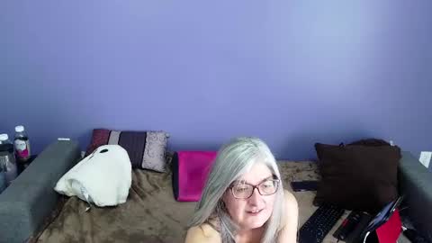 Miss Spooky Silverstacker online show from 06.14.26
