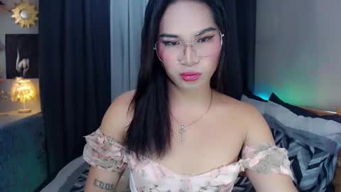 misstrishontop online show from 01.15.25