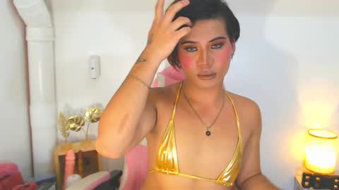 misstrishontop online show from 09.15.25