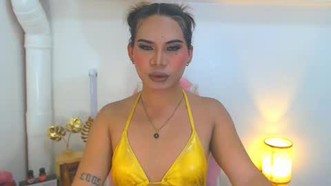 misstrishontop online show from 09.18.25