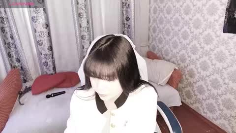 Snapshot of missvalday chatting on 12.22.25 Val online show from 12.22.25