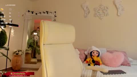 Valeria Davila online show from 12.05.25