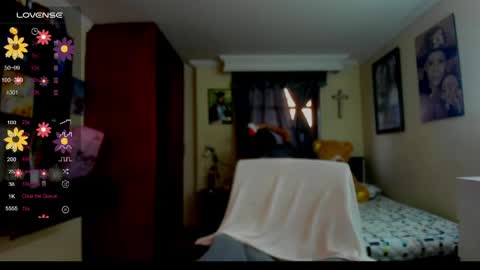 Snapshot of missvalery1 chatting on 04.11.26 missvalery1 online show from 04.11.26