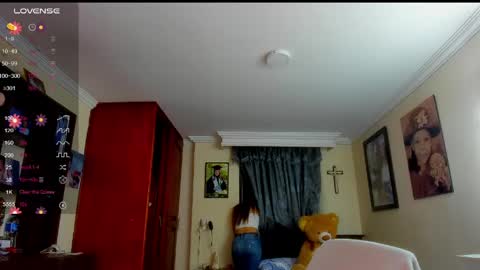 Snapshot of missvalery1 chatting on 05.06.26 missvalery1 online show from 05.06.26