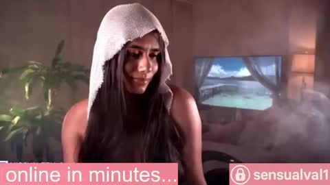 Snapshot of missvalery_1 chatting on 11.07.25 OF online show from 11.07.25