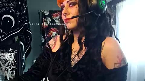 Snapshot of missxdeville chatting on 09.21.25 MissXDeville online show from 09.21.25