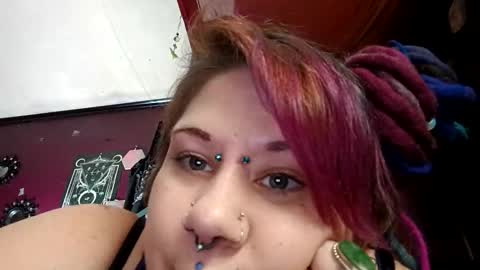 Snapshot of missxmoth444 chatting on 11.11.25 missxmoth444 online show from 11.11.25