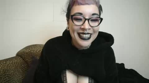 Missy Dee online show from 12.11.24