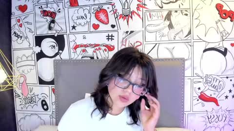 Snapshot of missy_taylor_ chatting on 02.01.25 Missy online show from 02.01.25