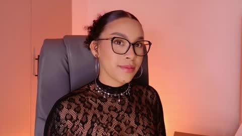 Snapshot of missygainer chatting on 10.01.25 Missy Gainer online show from 10.01.25