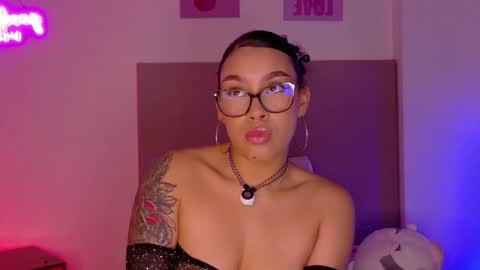 Missy Gainer online show from 11.04.25