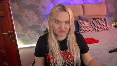  Amely  online show from 03.09.25