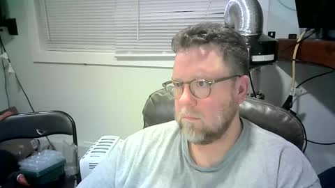 Mr. Happy online show from 01.11.25