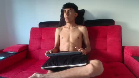 Snapshot of mister_jhonxxx chatting on 12.28.24 mister_jhonxxx online show from 12.28.24