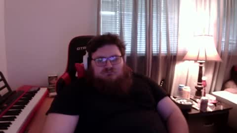 Snapshot of mistermac935 chatting on 02.12.25 mistermac935 online show from 02.12.25