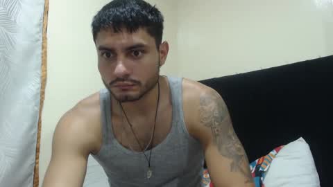 Snapshot of mistersam33 chatting on 12.27.24 mistersam33 online show from 12.27.24