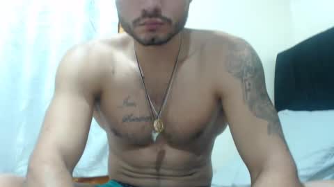 Snapshot of mistersam33 chatting on 12.28.24 mistersam33 online show from 12.28.24