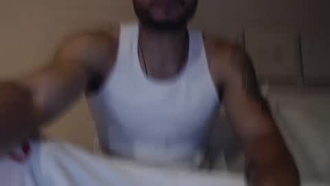Snapshot of mistersam33 chatting on 01.14.25 mistersam33 online show from 01.14.25