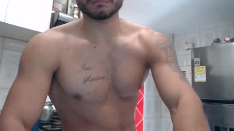 Snapshot of mistersam33 chatting on 01.23.25 mistersam33 online show from 01.23.25