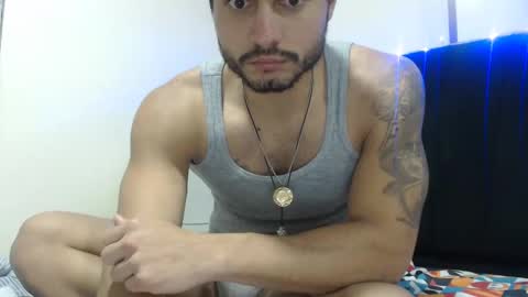 Snapshot of mistersam33 chatting on 01.23.25 mistersam33 online show from 01.23.25