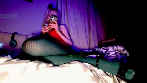 Snapshot of mistr_daria_femdom chatting on 12.18.25 mistr_daria_femdom online show from 12.18.25