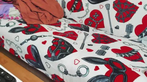 Snapshot of mistress_adel chatting on 01.25.25 mistress_adel online show from 01.25.25