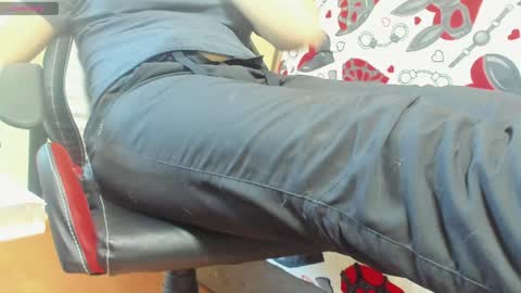 Snapshot of mistress_adel chatting on 02.03.25 mistress_adel online show from 02.03.25