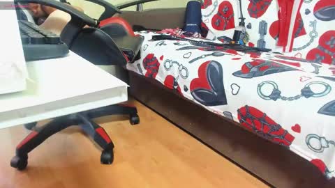 Snapshot of mistress_adel chatting on 02.16.25 mistress_adel online show from 02.16.25