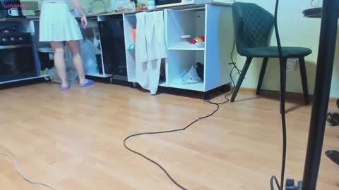 Snapshot of mistress_adel chatting on 02.21.25 mistress_adel online show from 02.21.25