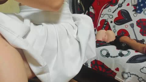 Snapshot of mistress_adel chatting on 02.24.25 mistress_adel online show from 02.24.25