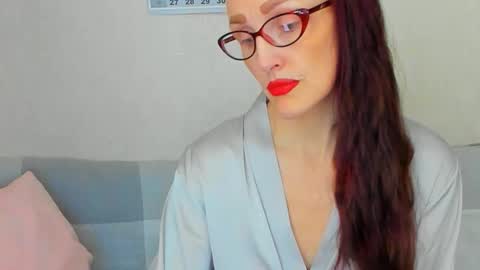Victoria Eden online show from 03.03.26