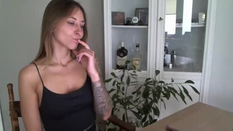Snapshot of mistress_kasandrra chatting on 01.25.25 Mistress Cassie - Cash online show from 01.25.25