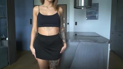 Snapshot of mistress_kasandrra chatting on 11.09.25 Mistress Cassie - Cash online show from 11.09.25