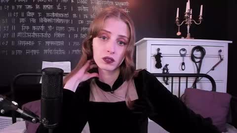 Snapshot of mistress_marlene chatting on 12.06.24 Mistress Marlene online show from 12.06.24