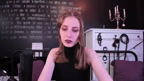 Snapshot of mistress_marlene chatting on 01.18.25 Mistress Marlene online show from 01.18.25
