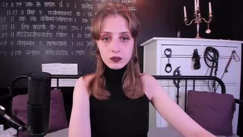 Snapshot of mistress_marlene chatting on 01.30.25 Mistress Marlene online show from 01.30.25
