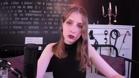 Snapshot of mistress_marlene chatting on 02.13.25 Mistress Marlene online show from 02.13.25